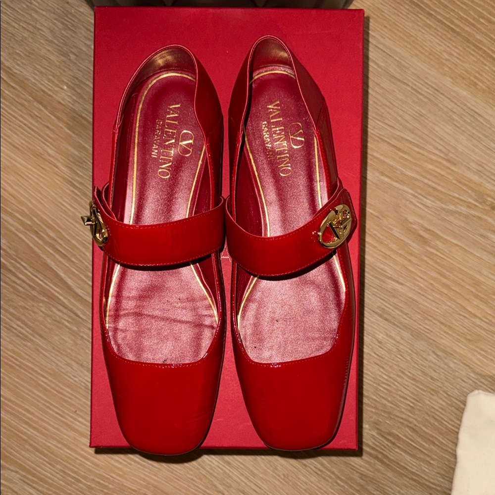 Authentic Valentino Garavani VLogo Locker Mary-Jane ballerina shoes - Picture 2 of 9